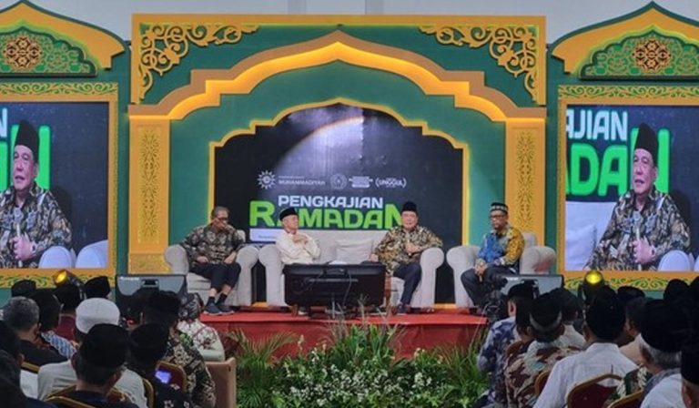 Anwar Abbas Puji Chairul Tanjung: "Warga Muhammadiyah Harus Contoh Etos Kerja Si Anak Singkong!"
