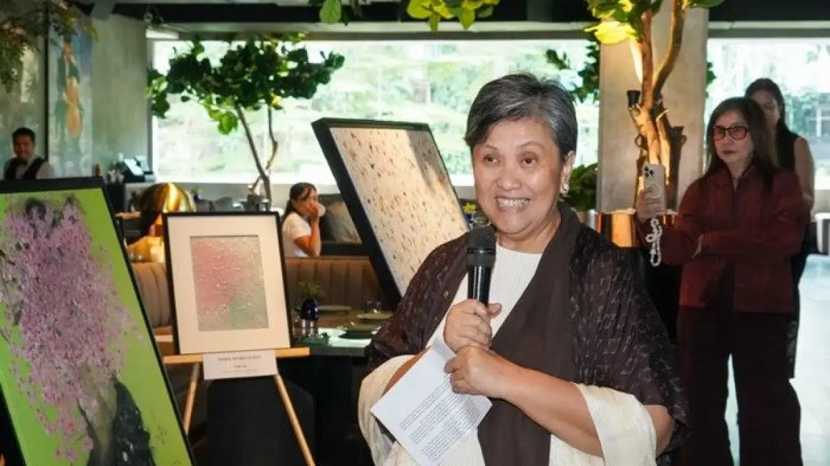 Lestari Moerdijat Apresiasi Pameran Lukisan untuk Dukung Penyintas Kanker: Seni sebagai Napas Perjuangan