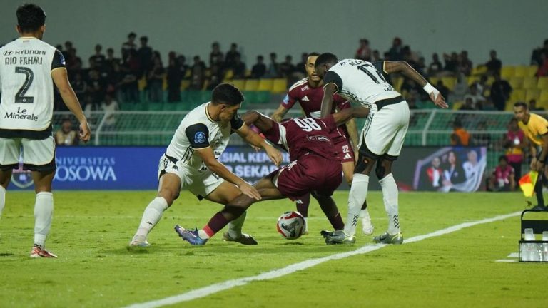 Macan Kemayoran Mengamuk! Persija Jakarta Hantam PSM Makassar 2-1 dalam Duel Sengit Klasik
