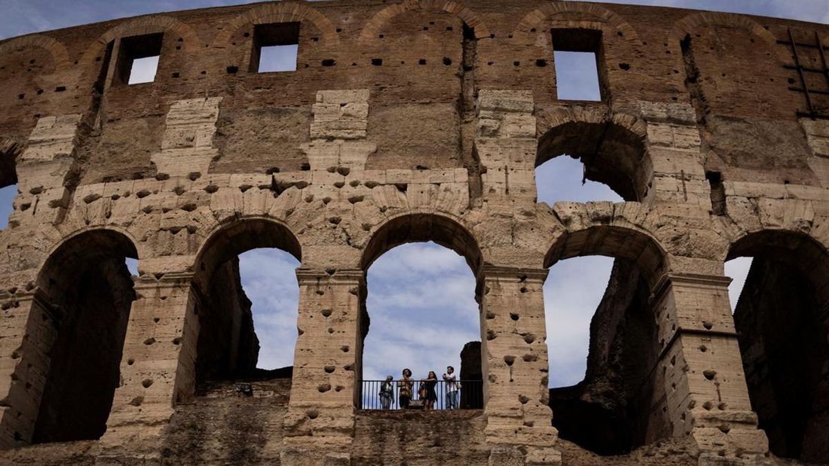 Roma Pangkas Pohon Pinus Ikonik Dekat Koloseum usai Lukai Pengunjung