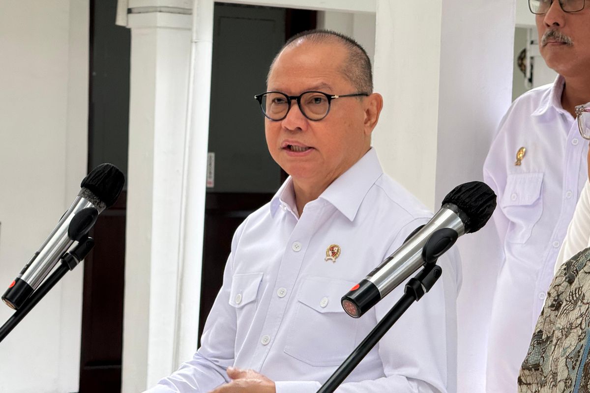 Menteri P2MI Berikan Kabar Baik: Kondisi Pekerja Migran Indonesia di Iran Aman Terkendali!