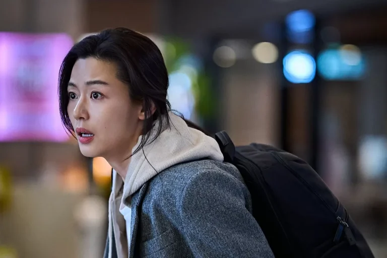 Aksi Brutal! Jun Ji Hyun Tampil Berdarah-darah dalam Proyek Ambisius Yeon Sang Ho 'Colony'