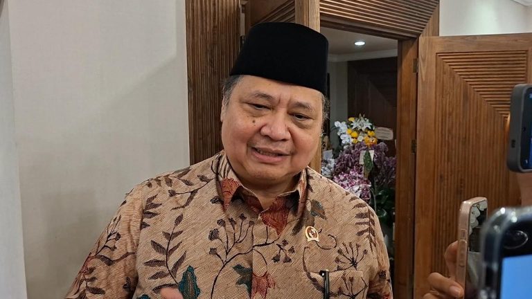 Strategi Jitu Menko Airlangga: Program Diskon dan WFA Sukses Dongkrak Ekonomi Lebaran