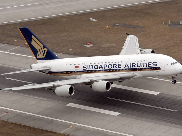 Perang Masih Membara: Singapore Airlines Setop Terbang ke Dubai Hingga 30 April 2026