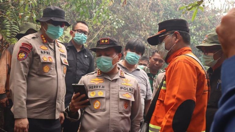Kapolda Riau Pastikan Tindak Tegas Pelaku Karhutla: Tak Ada Toleransi Bagi Pembakar Lahan!