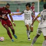 Drama di Batakan! PSM Makassar Gagal Taklukkan Persis Solo Meski Tampil Dominan